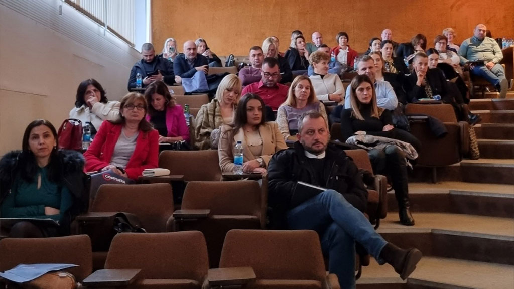 seminar_confinra4